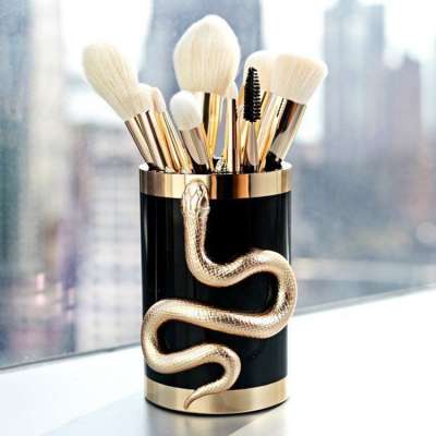 3D Snake Shape Makeup Tools 10 pcs Luxury Makeup Brushes Set With Barrel Holder